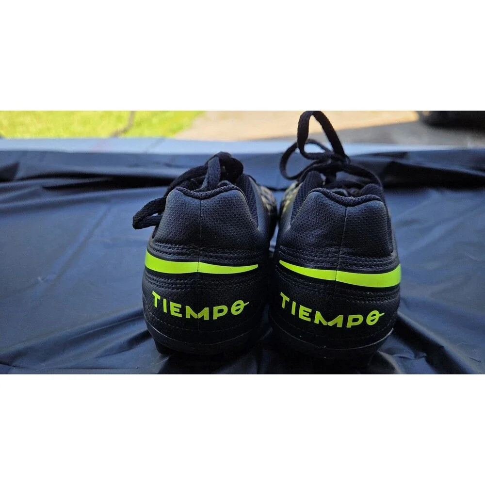 Nike Tiempo Legend 8 Club Black Volt Soccer Cleats AT5881-010 Youth Size 1.5Y